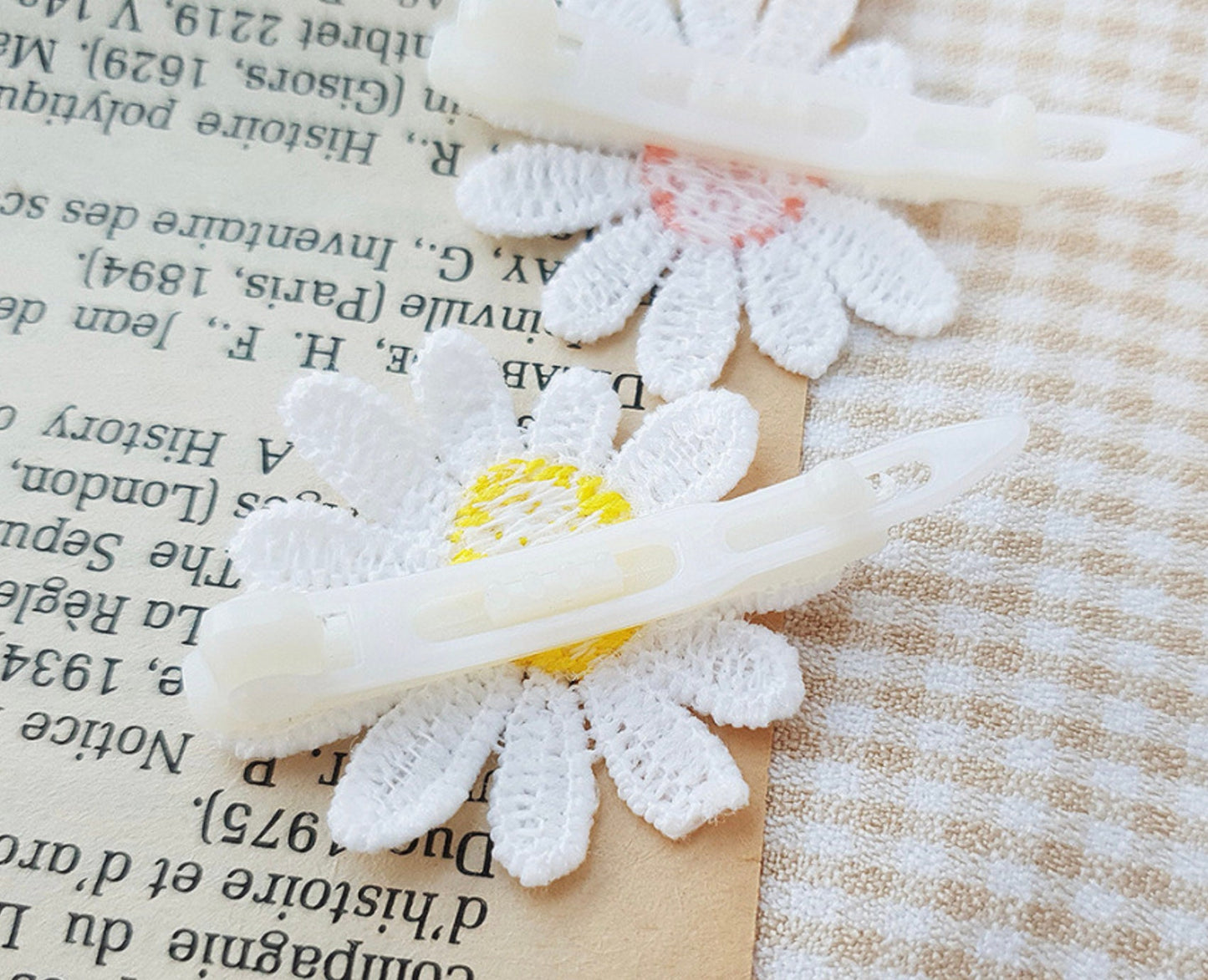 Daisy Hairpin, Small Dog Hairpin, Pet Accessories, Small Dog Summer, Pet Accessory, Dog Fashion, Dog Apparel, Pet Clothing