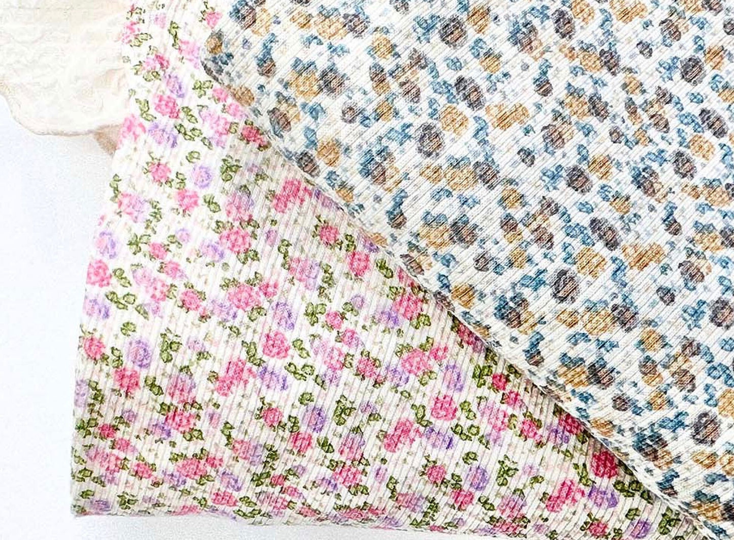 Charming Floral Top, XS-2XL, Dog-Tee, Dog T-shirt, Dog Top, Dog Clothing, Dog Fashion, Dog Apparel, Undershirt for Dogs