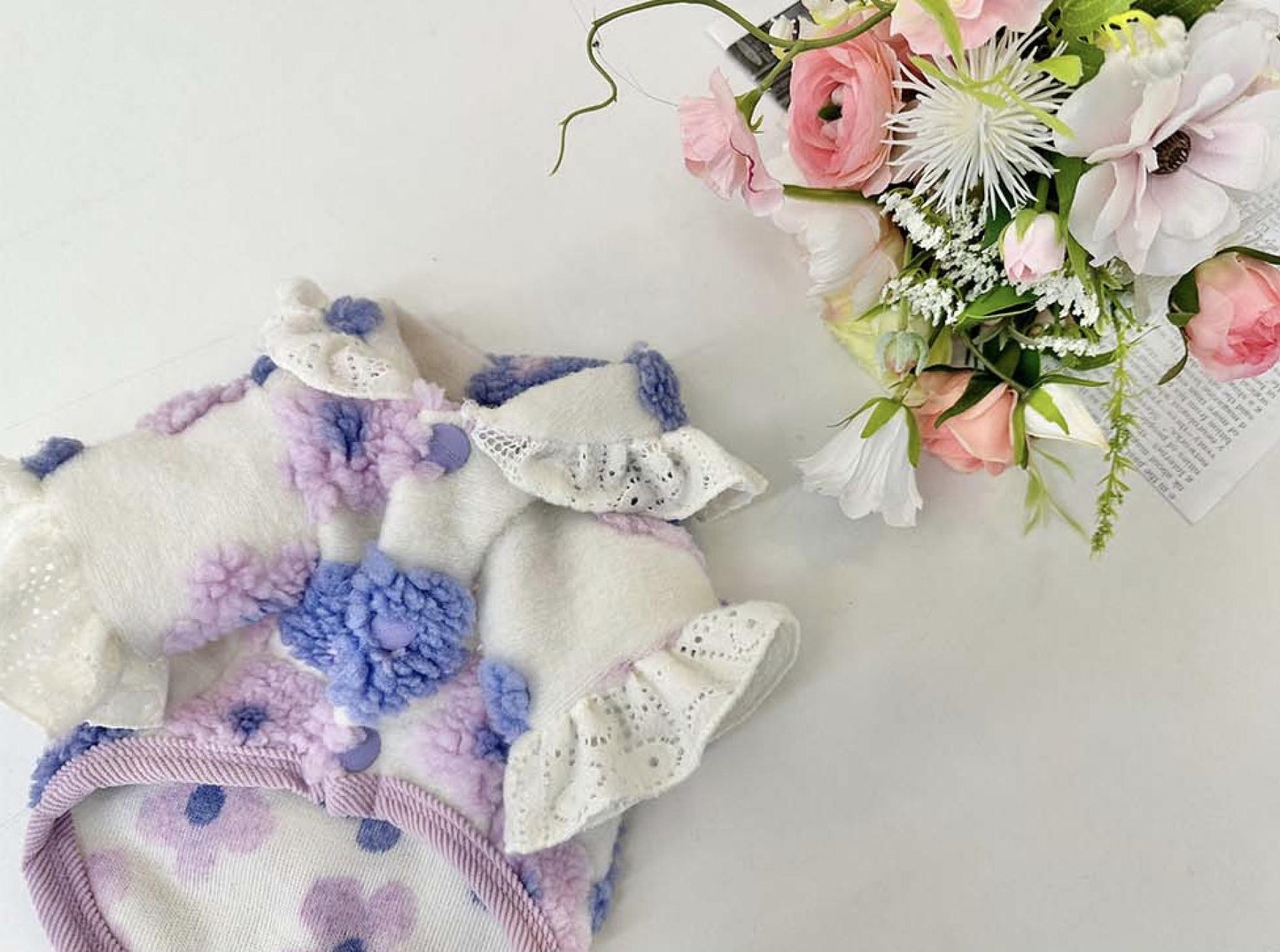 Floral Lace Collar Sweater - NKpup