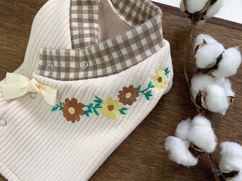 Flower Ribbed Vest Pet Hanbok