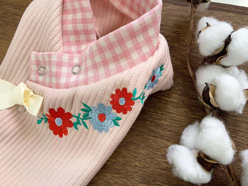 Flower Ribbed Vest Pet Hanbok