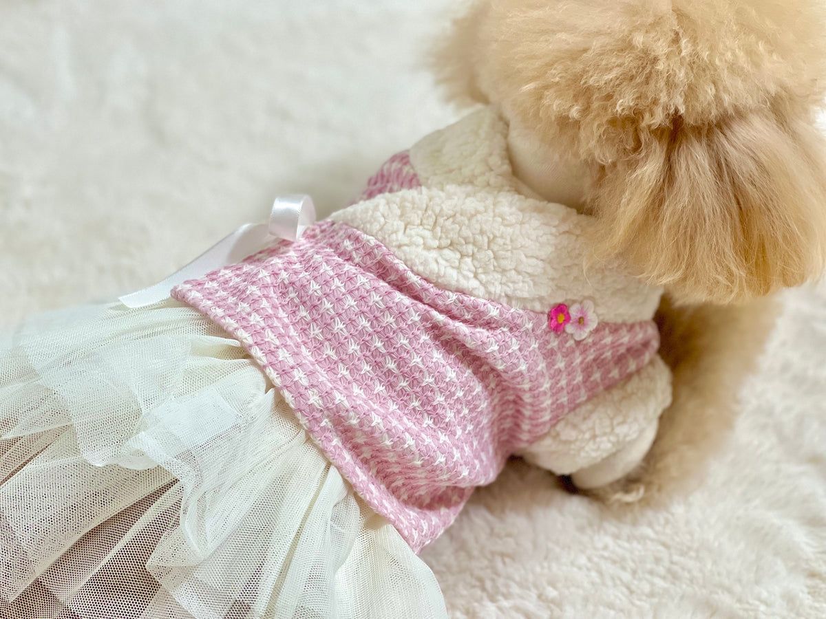 Pink and white houndstooth pattern pet hanbok dress with a white tulle skirt.
