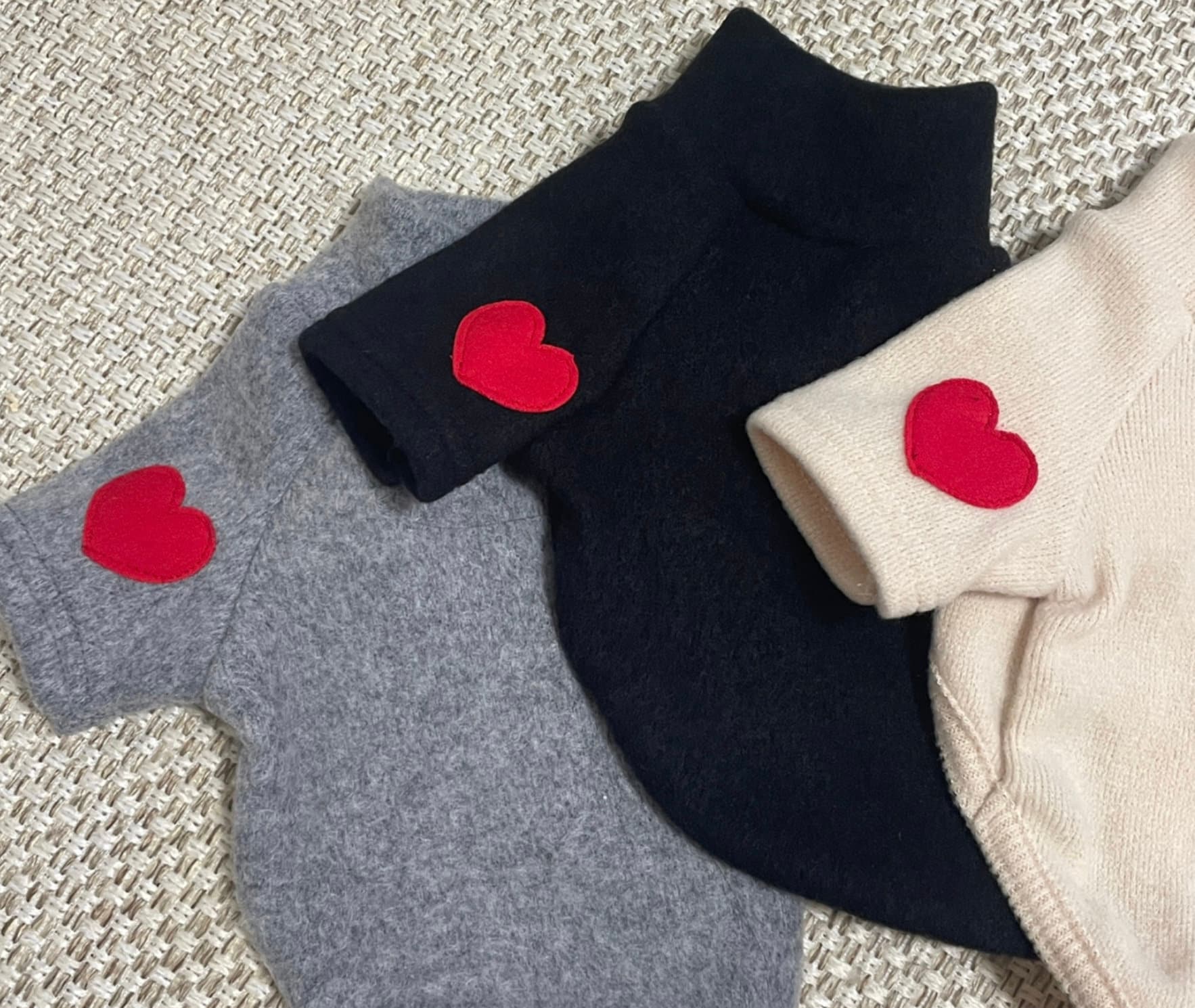 Heart Mock Neck Knit, S-2XL, Pet Clothing, Dog-Tee, Dog T-shirts, Dog Top, Dog Clothing, Dog Fashion, Dog Apparel - NKpup