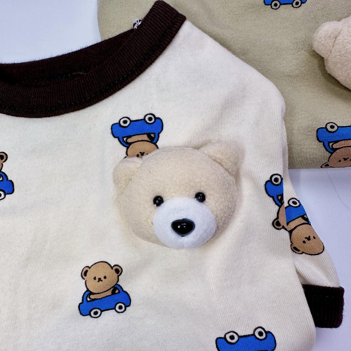 NKpup Teddy Bear Brooch T-shirt in cream with blue car print and plush bear detail