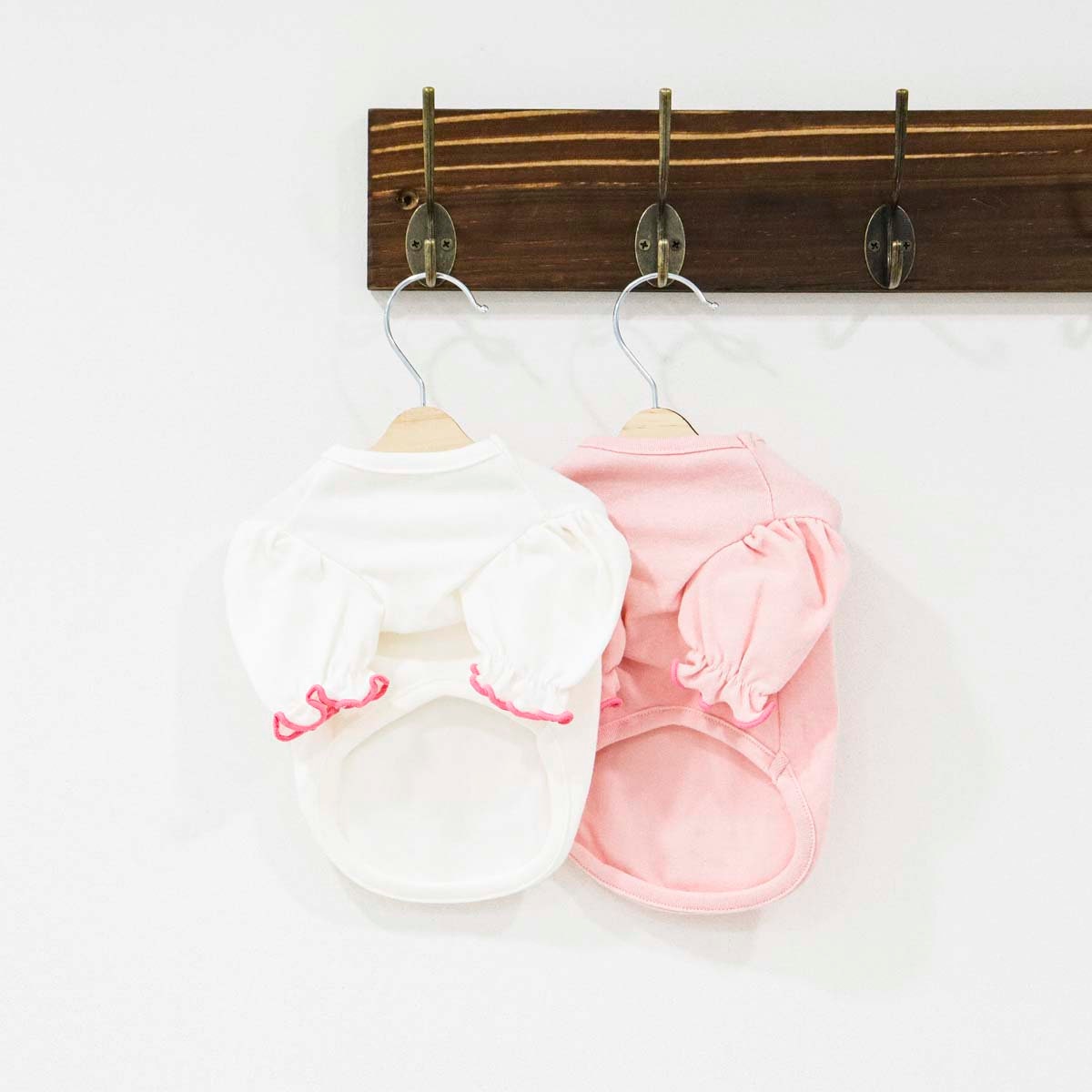 NKpup puff sleeve dog t-shirts in white and pink