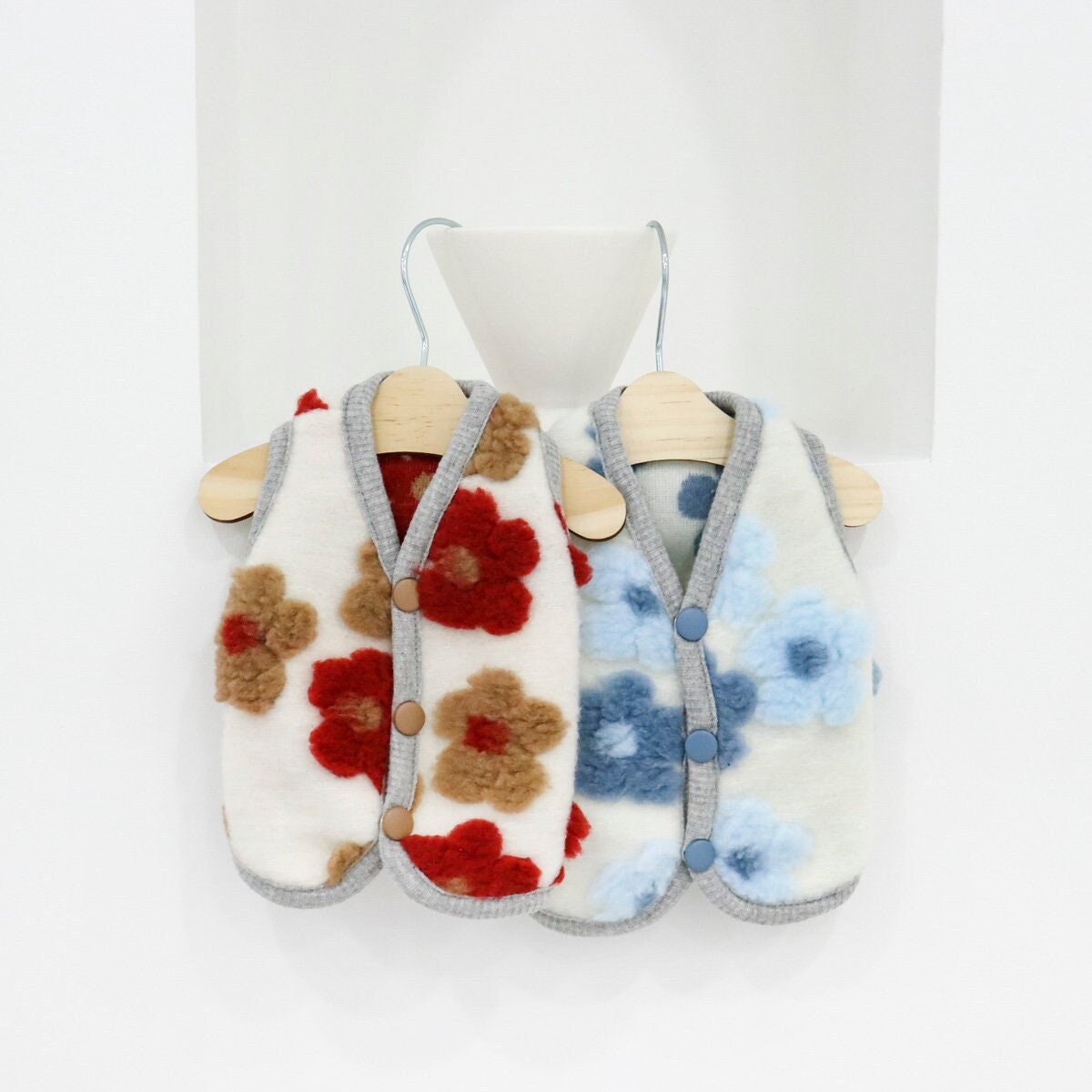 Floral Fleece Vest, S-XL, Pet Clothing, Dog-Sweater, Dog's Fleece, Dog Jacket, Dog Fashion, Dog Apparel, Pet Clothing