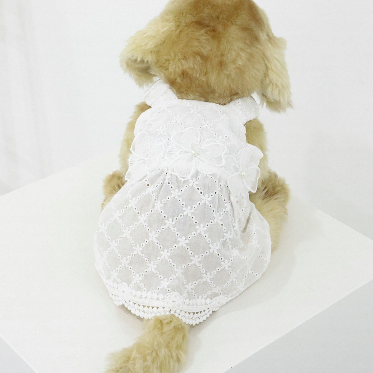 Smocked Eyelet Dress, S-XL, Pet Clothing, Dog Wedding, Dog-Dress, Dog Top, Dog Clothing, Dog Fashion, Dog Apparel