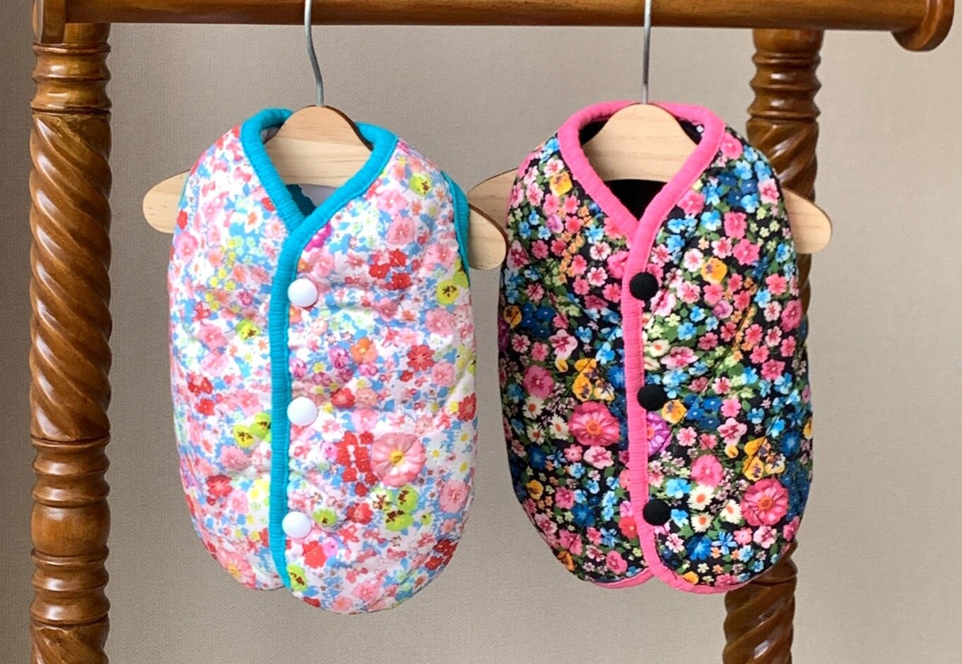 Retro Floral Quilted Vest, S-2XL, Pet Clothes, Dog Vest, Small Dog Clothes, Dog Fashion, Dog Apparel - NKpup