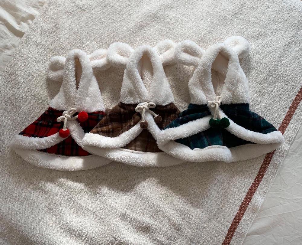 Christmas Plaid Hoodie Cape, S-XL, Christmas Costume Dog, Dog Cape, Dog Santa Fleece, Dog Clothing, Dog Fashion, Dog Apparel - NKpup