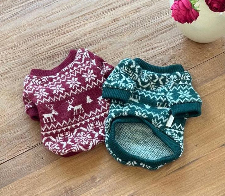 NKpup Reindeer Snowflake Knit Dog Sweaters in burgundy and dark green