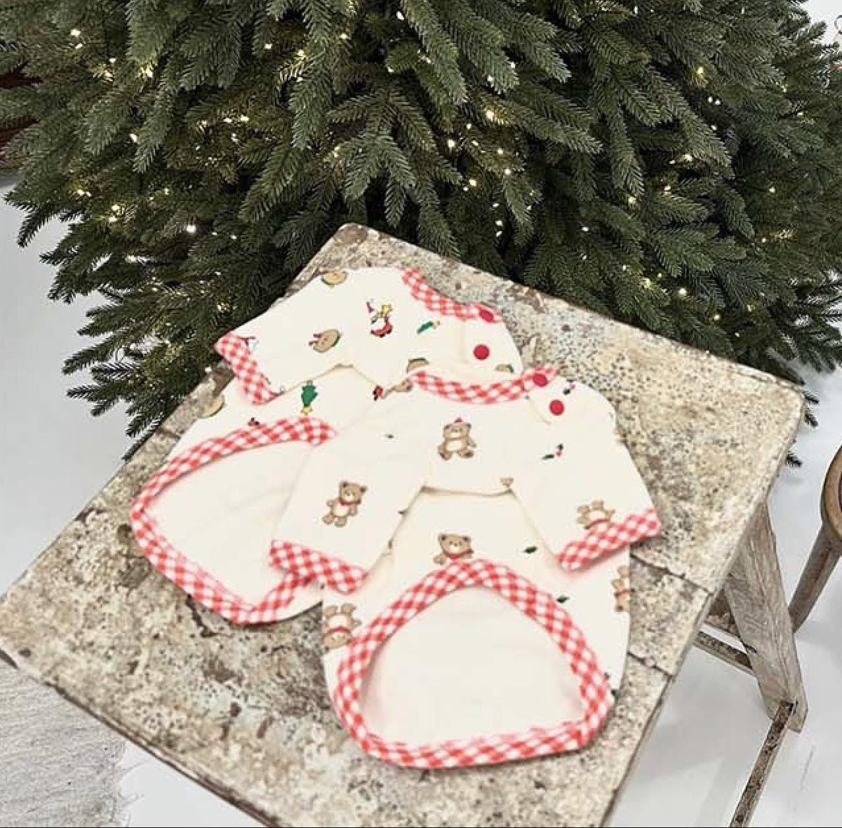 Santa Tree T-shirts, XS-2XL, Pet Sweater, Christmas Wear for Dog, Gift Idea for Furry Friends, Dog Apparel, Dog Costume - NKpup