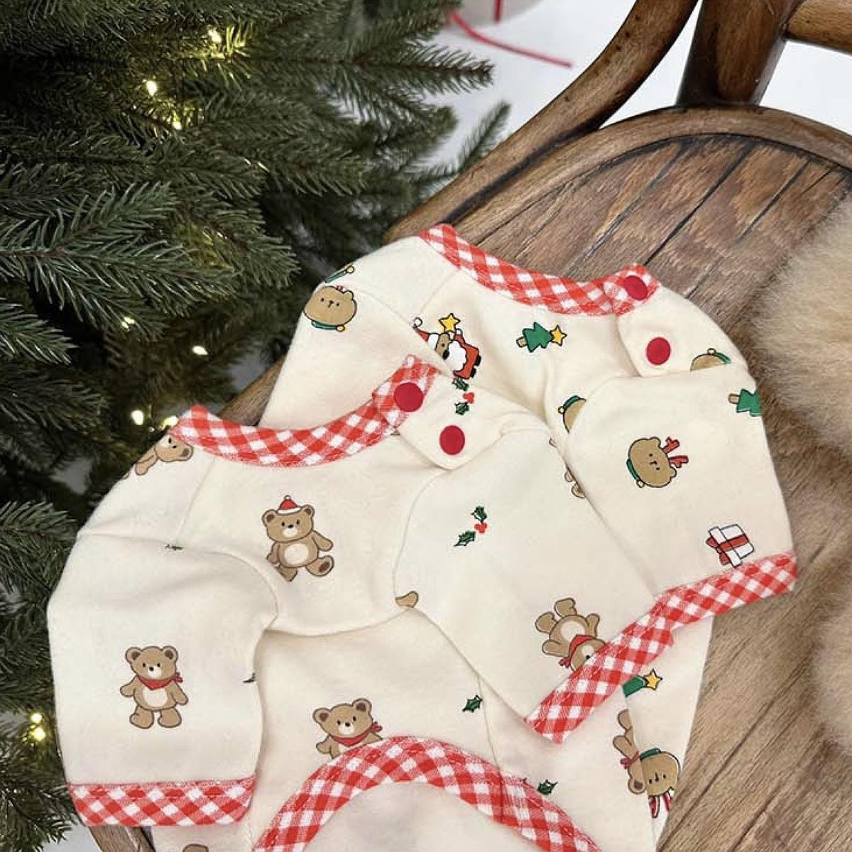 Santa Tree T-shirts, XS-2XL, Pet Sweater, Christmas Wear for Dog, Gift Idea for Furry Friends, Dog Apparel, Dog Costume - NKpup