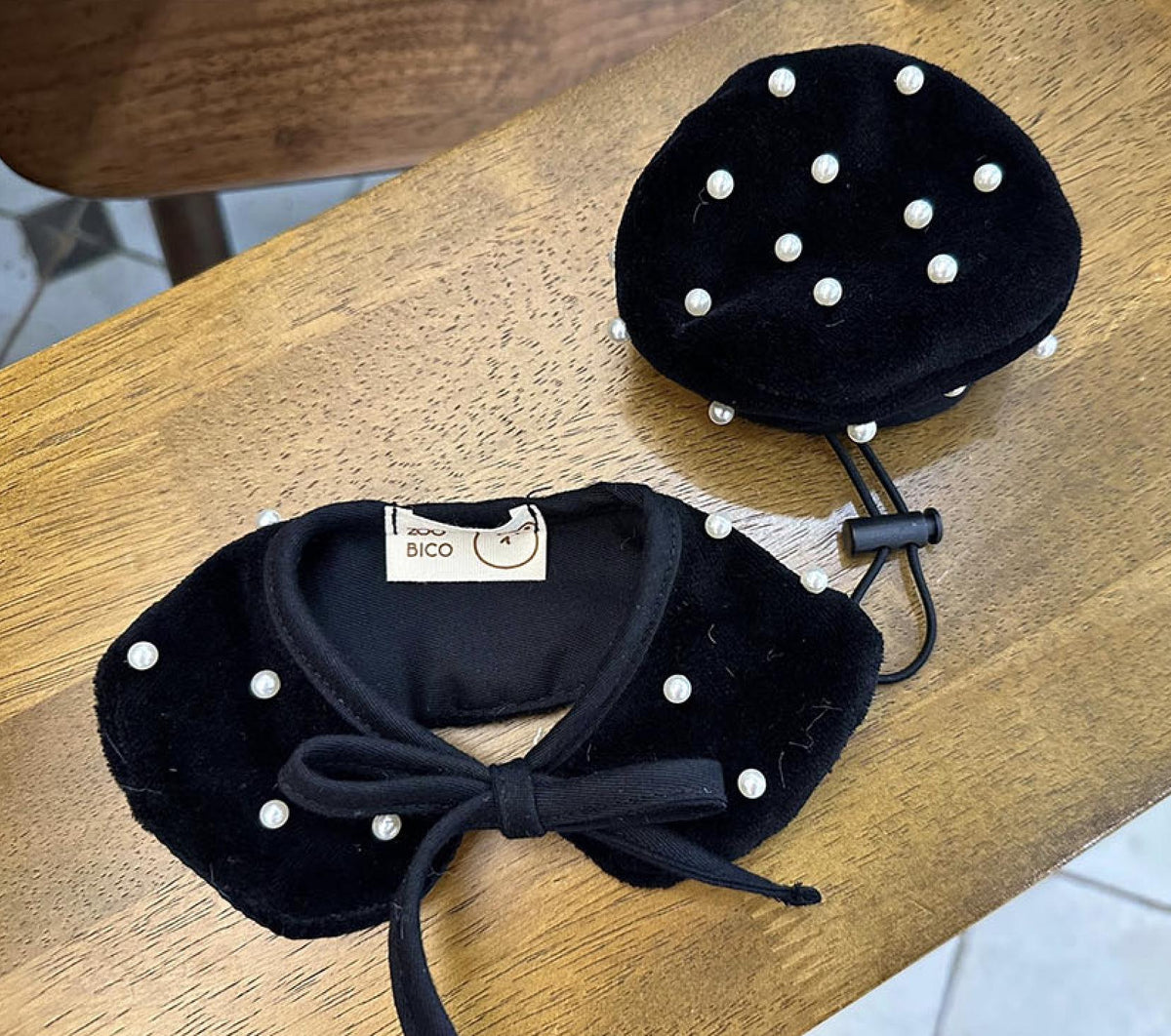 NKpup black velour pearl beret and matching cape for pets