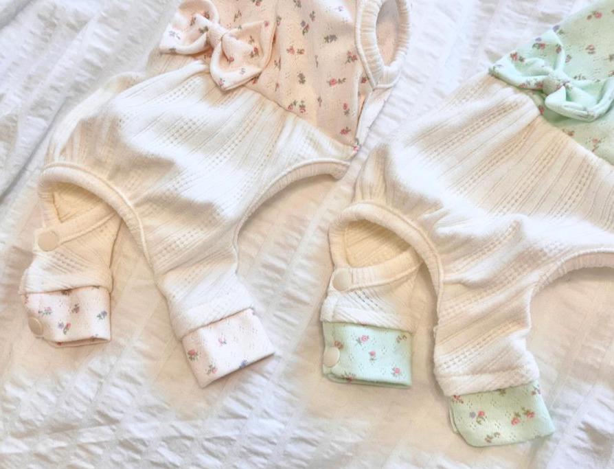 Floral Bow Knit Overall, XS-2XL, Pet Pants, Dog Jumpsuit, Dog Winter Outfit, Dog Fashion - NKpup
