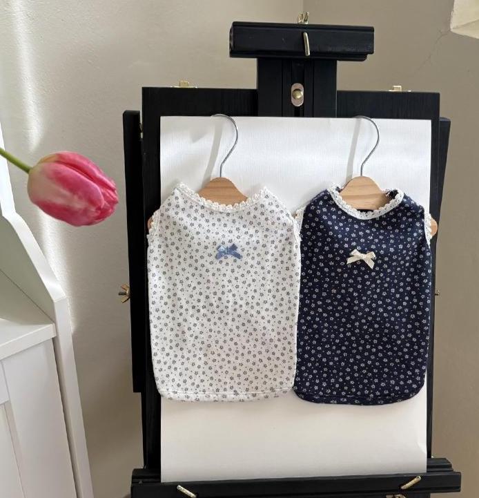 Petite Floral Bow Top, S-2XL, Dog-Tee, Dog T-shirt, Dog Top, Dog Clothing, Dog Fashion, Dog Apparel, Undershirt for Dogs - NKpup