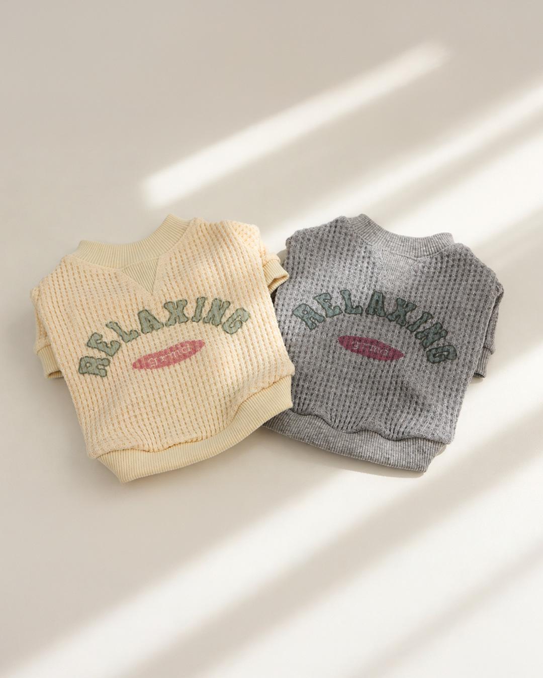 Relaxing Waffle Dog Shirt, Graphic Detail, Casual Pullover - NKpup