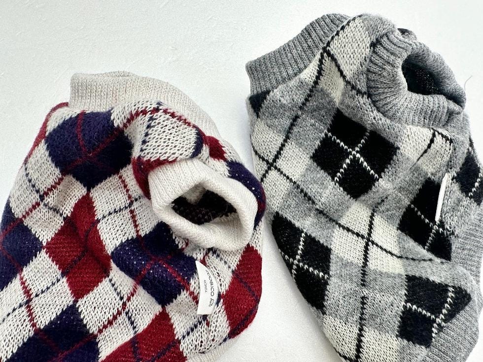 Argyle V-Neck Dog Vest, Double Sided Brushed Fabric, Winter Pattern - NKpup