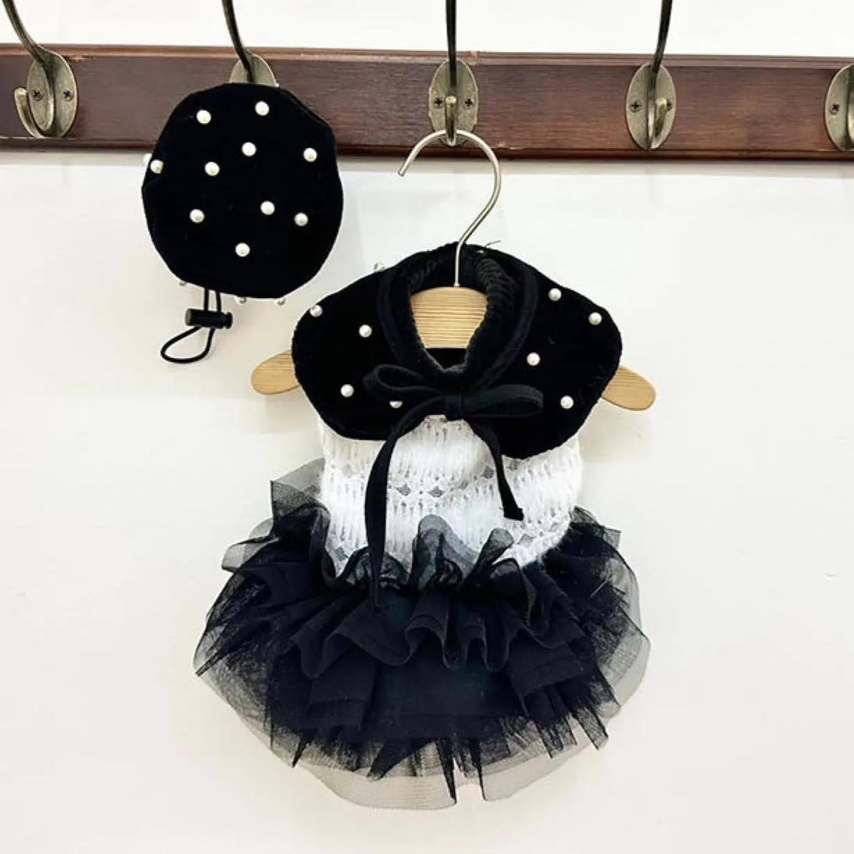 Velour Pearl Dog Cape&Beret  Set