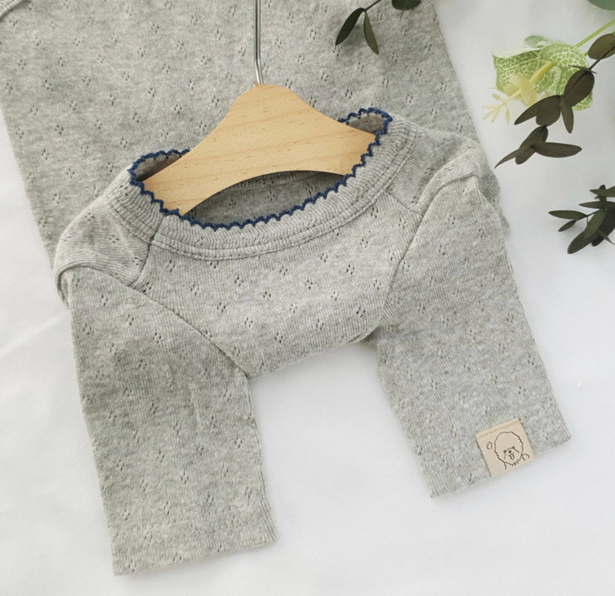 NKpup Basic Ribbed Dog Shirt in grey with navy blue scalloped trim
