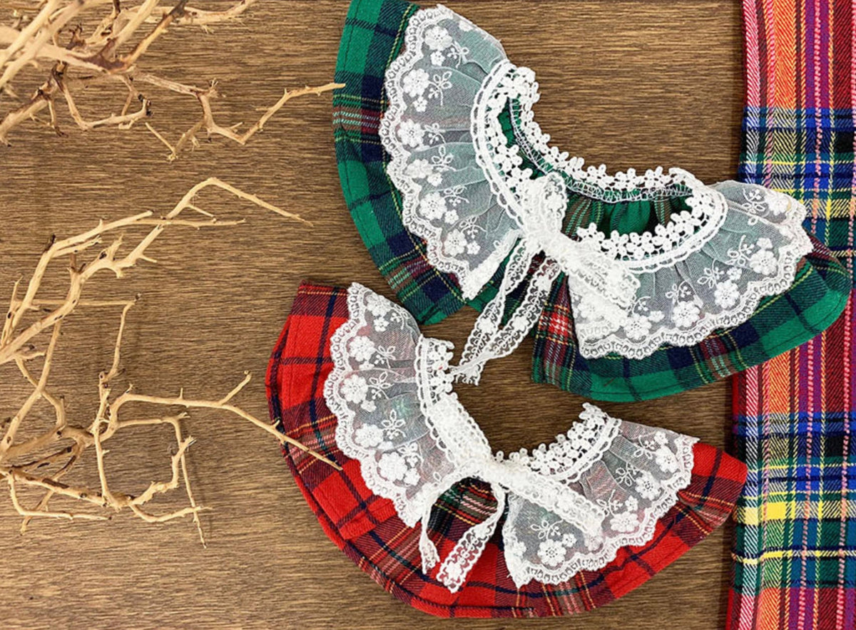 Christmas plaid dog capes in red and green with white lace trim by NKpup