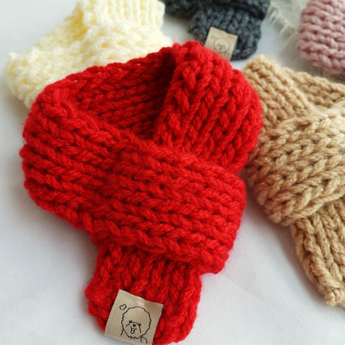 Red handmade knit dog scarf by NKpup